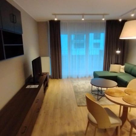 Fantastyczny Apartament Lotnisko Познан Екстериор снимка