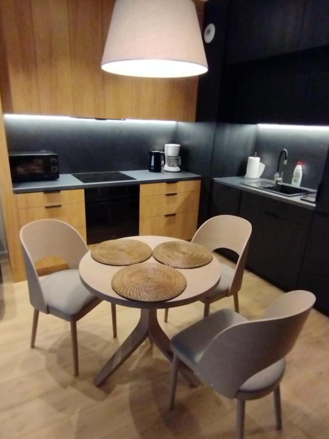 Fantastyczny Apartament Lotnisko Познан Екстериор снимка