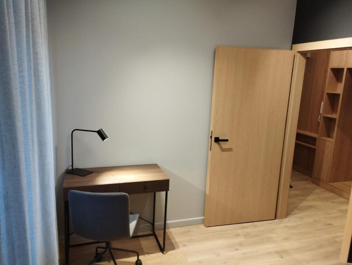 Fantastyczny Apartament Lotnisko Познан Екстериор снимка